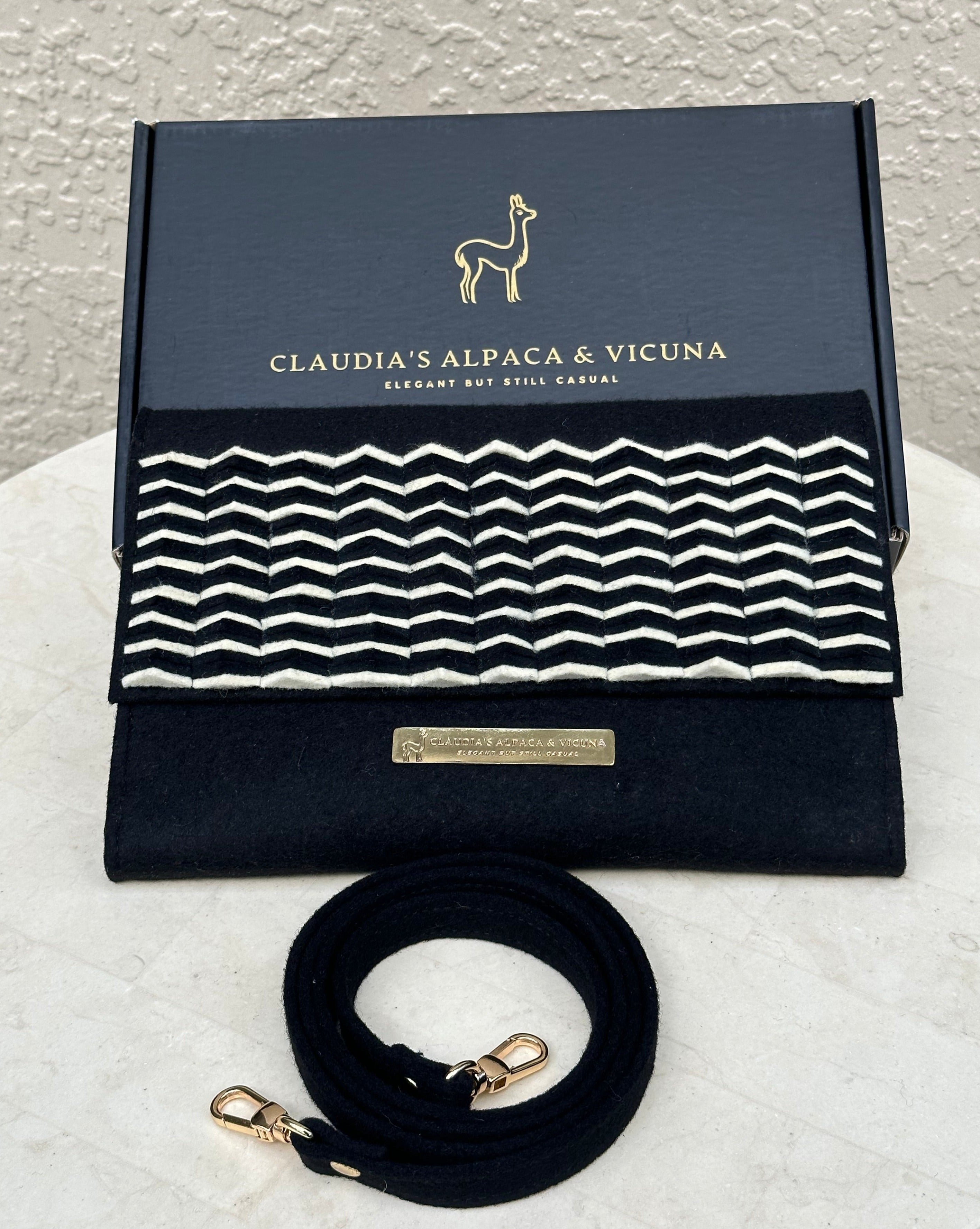 Elegant Clutch Purse, Crossbody Bag, elegant Alpaca felt material.