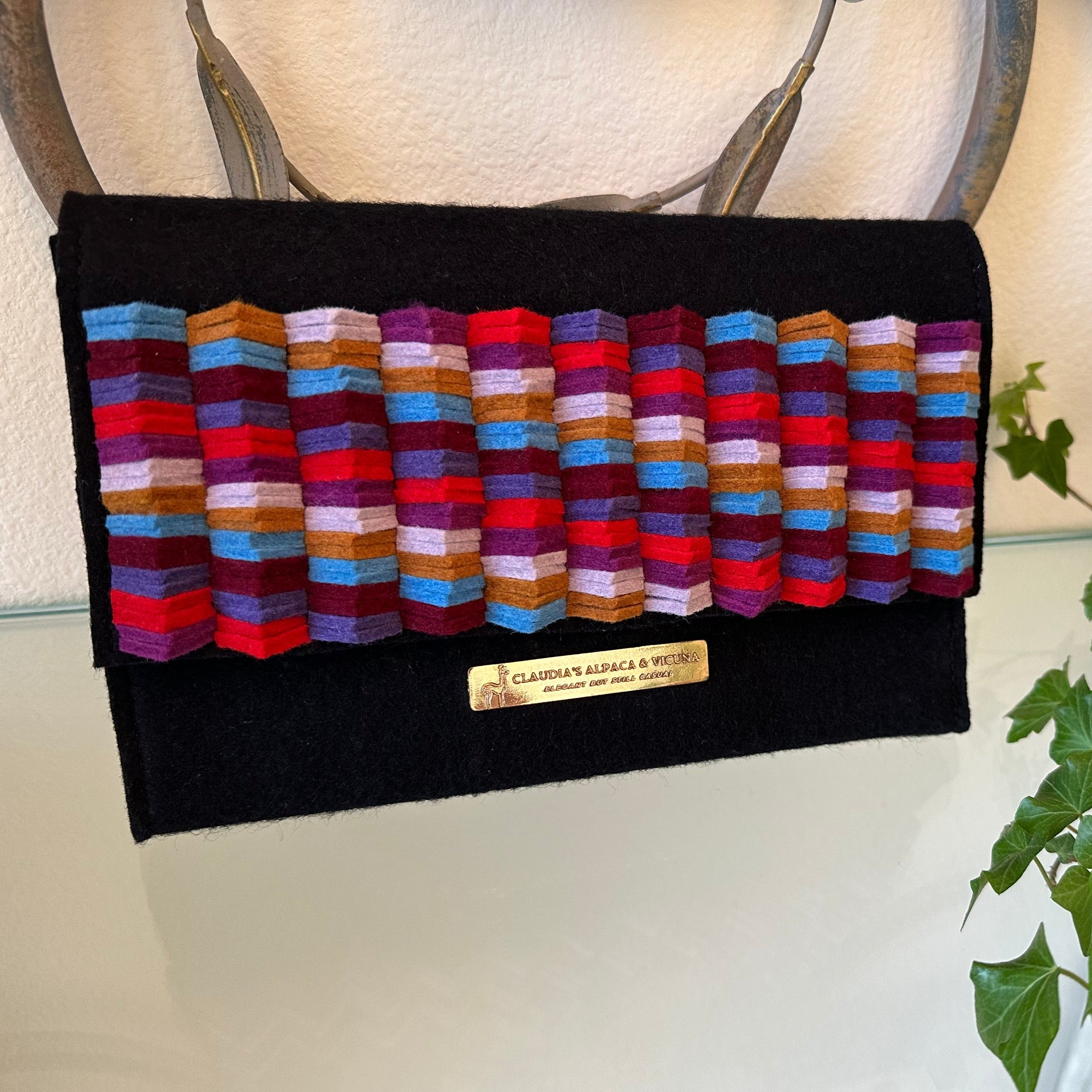 Elegant Clutch Purse, Crossbody Bag, elegant Alpaca felt material.
