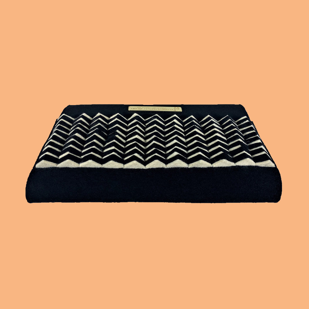 Elegant Clutch Purse, Crossbody Bag, elegant Alpaca felt material.