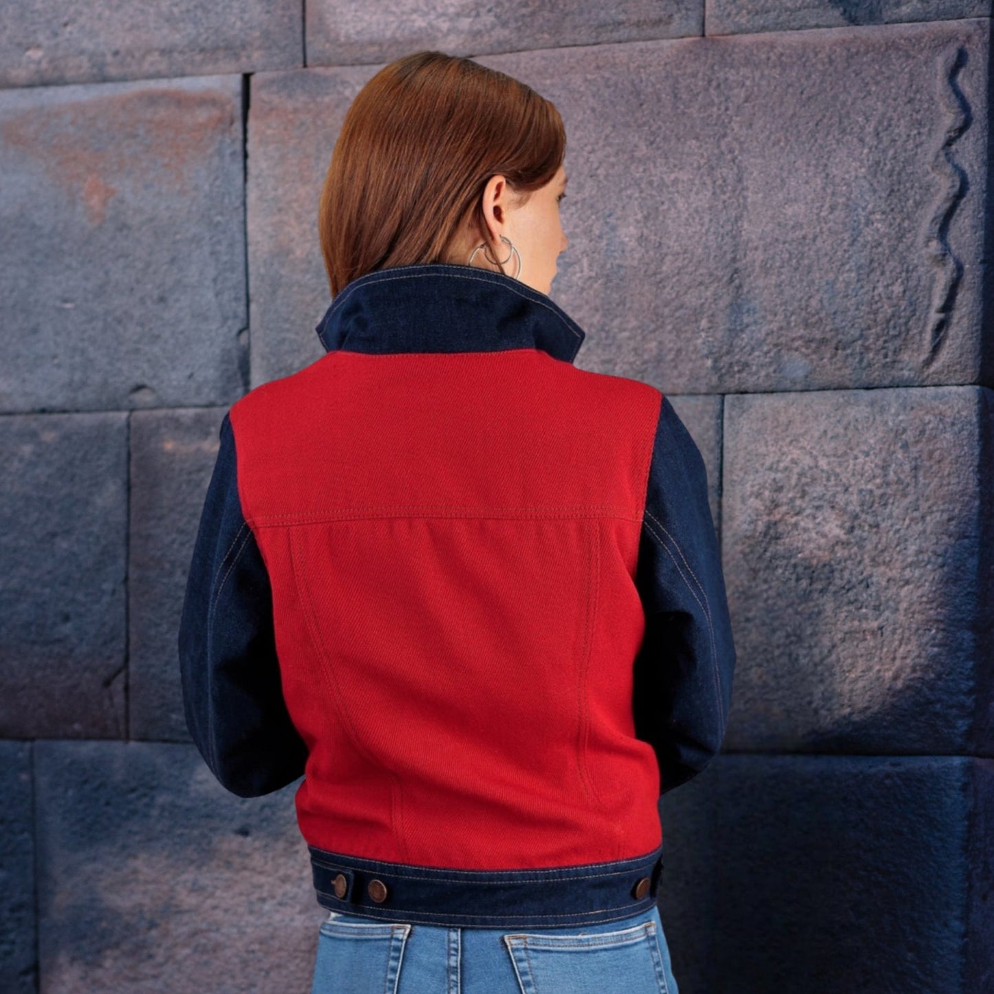 Denim jacket for women with elegant alpaca fabric application.